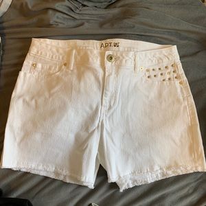 White Apt. 9 shorts